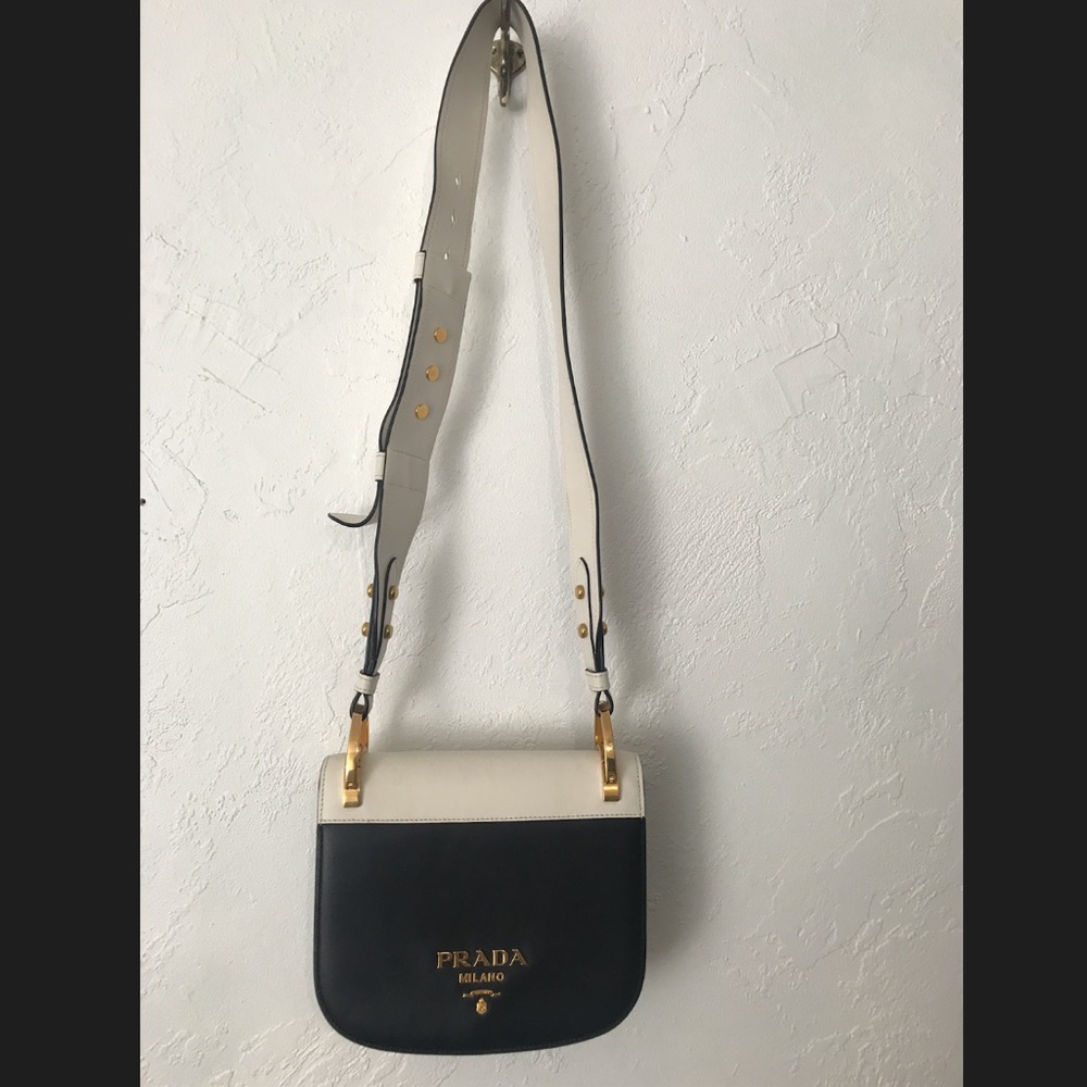 Prada Patina Neto Blanco Crossbody bag